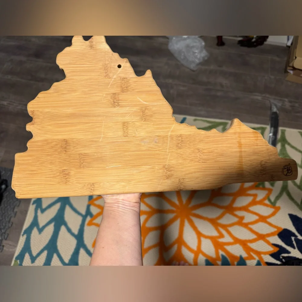 Virginia Shaped Bamboo‎ Cutting Board